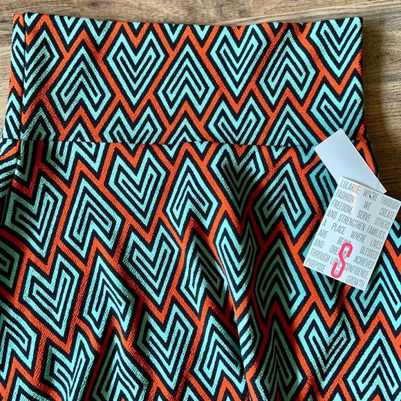 Lularoe Azure Skirt - Picture 1 of 7